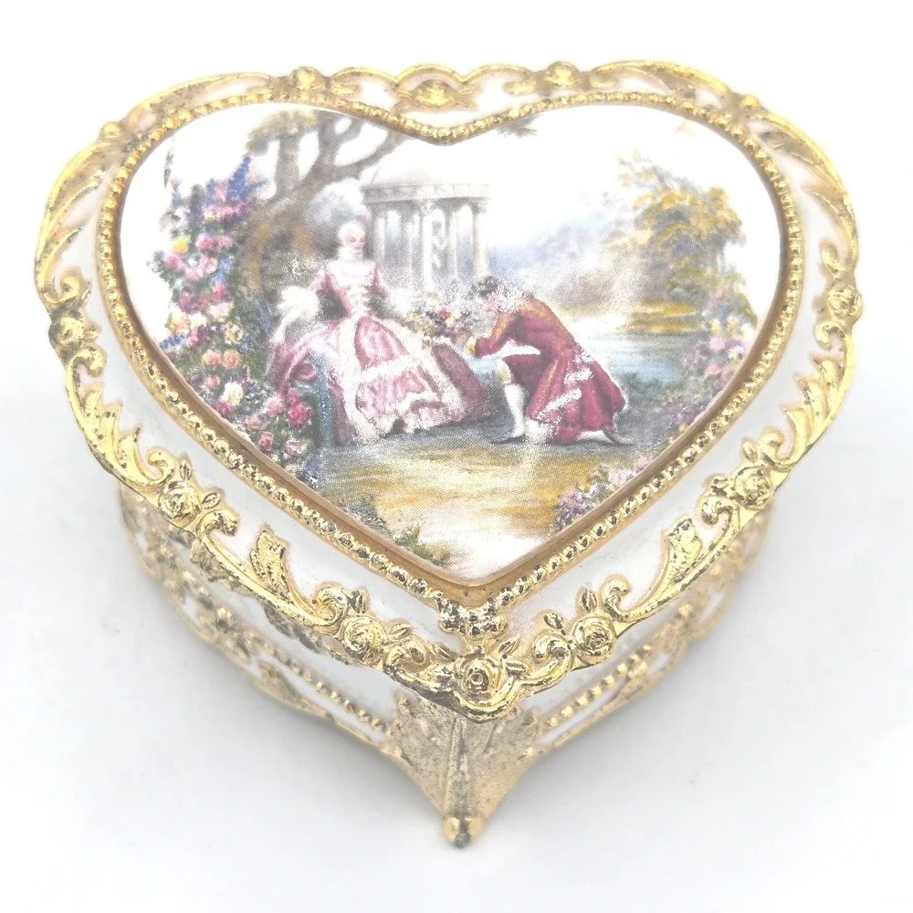 Collector's Heart‎ Music Box: Plays Beethoven's 